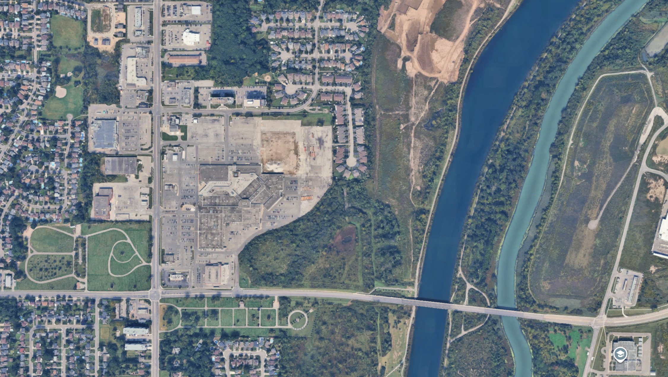 Aerial view of Welland, Ontario